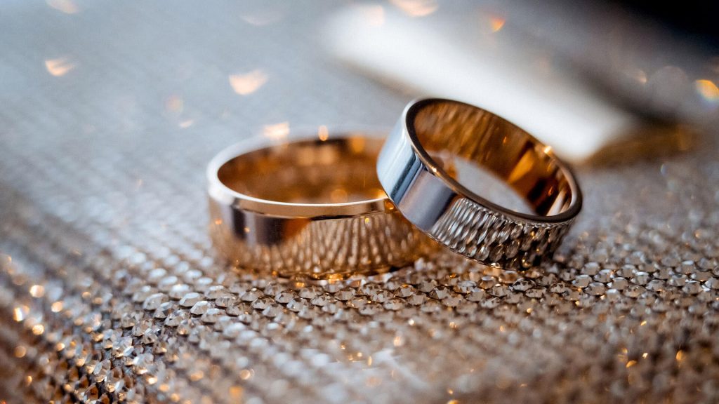 Ενέχυρα Δαχτυλίδια